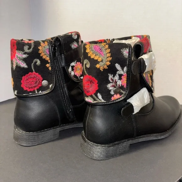 Just Fab Sheba Floral embroidered ankle boots new - Picture 7 of 8